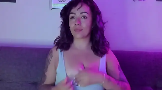 joan-star online show from 28, 1, 2025