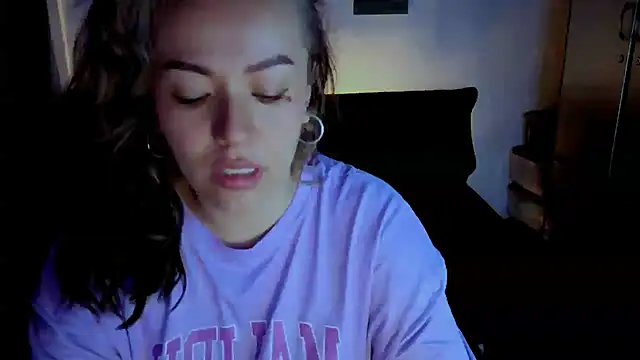 joan-star online show from 10, 11, 2025