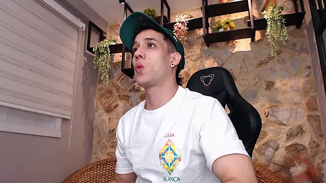 alexgiraldo  online show from 19, 1, 2025