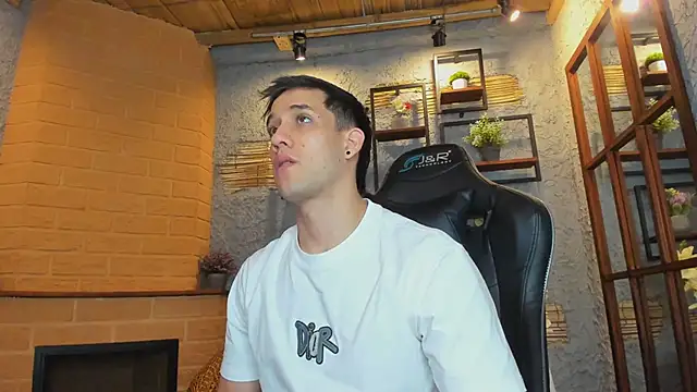 alexgiraldo  online show from 14, 3, 2025