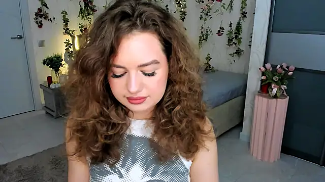 MiracleCurly online show from 20, 4, 2026