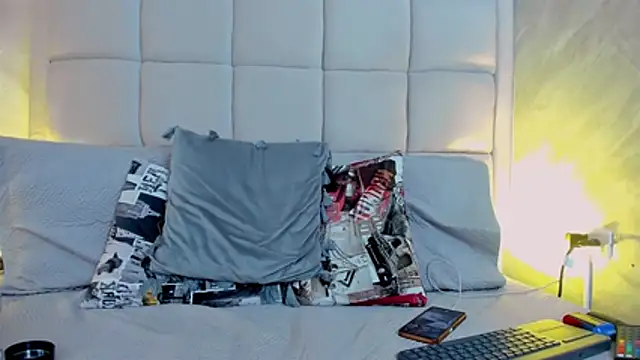 Hecatee 77 online show from 7, 11, 2025