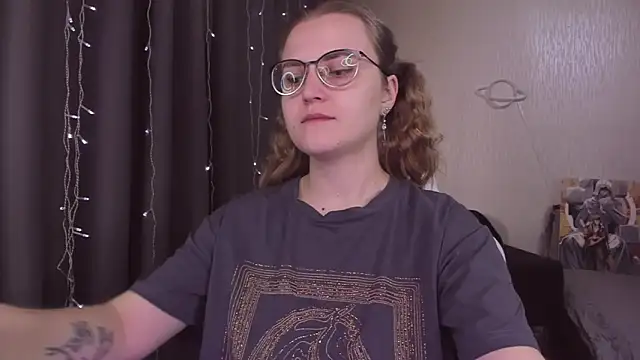 MissBrightShine online show from 31, 10, 2025