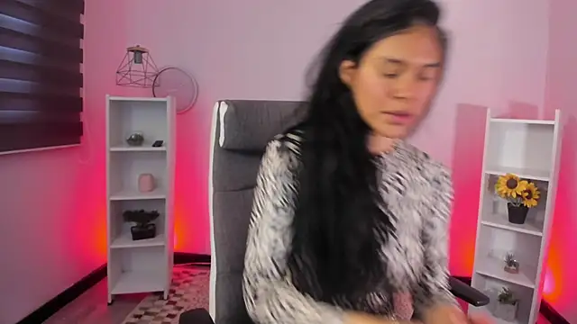  aish a  online show from 21, 11, 2025