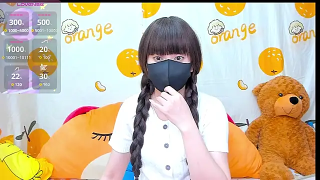 alonelove   online show from 28, 10, 2025