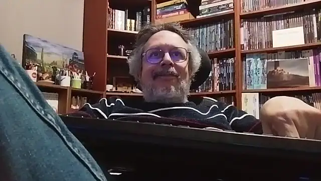 Mandra is a whore online show from 10, 11, 2025