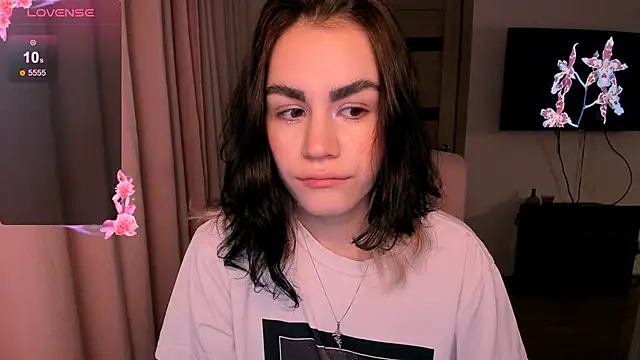 Snapshot of _selectrra chatting on 4, 12, 2024 selectrra online show from 4, 12, 2024