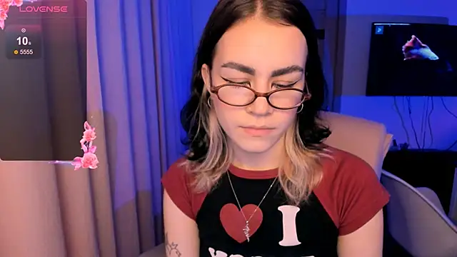 Snapshot of _selectrra chatting on 9, 12, 2024 selectrra online show from 9, 12, 2024