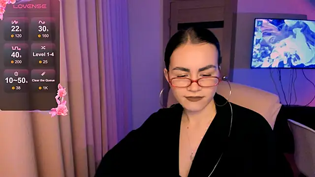 Snapshot of _selectrra chatting on 10, 12, 2024 selectrra online show from 10, 12, 2024