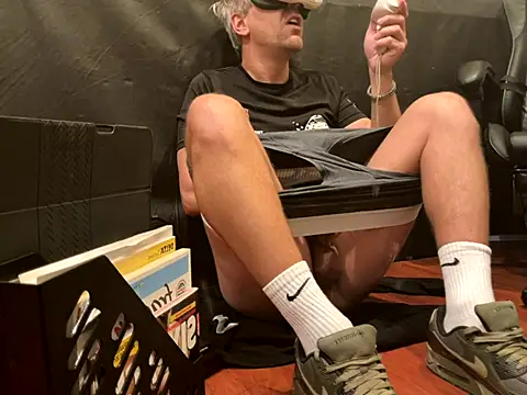 LeviXtreme online show from 28, 11, 2025