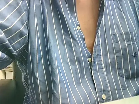 Snapshot of Gregcam chatting on 6, 6, 2026 Gregcam online show from 6, 6, 2026