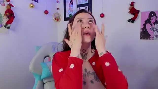 Snapshot of Lauryn_muller chatting on 6, 1, 2026 Lauryn muller online show from 6, 1, 2026