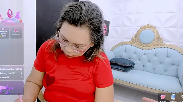 Snapshot of dianamilf chatting on 17, 3, 2025 dianamilf online show from 17, 3, 2025