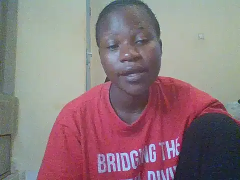 prettychic5 online show from 28, 2, 2026