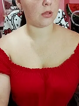 Snapshot of ErikaVlovely chatting on 13, 9, 2025 ErikaVlovely online show from 13, 9, 2025