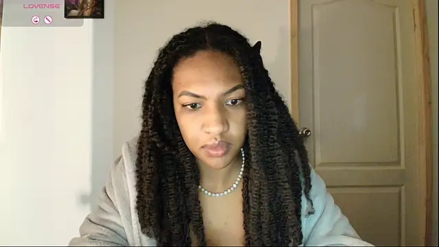 Snapshot of im_alivys_ chatting on 18, 6, 2026 im alivys online show from 18, 6, 2026
