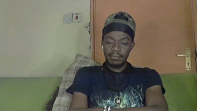 Snapshot of BIGDICKMULLAH chatting on 7, 10, 2025 BIGDICKMULLAH online show from 7, 10, 2025