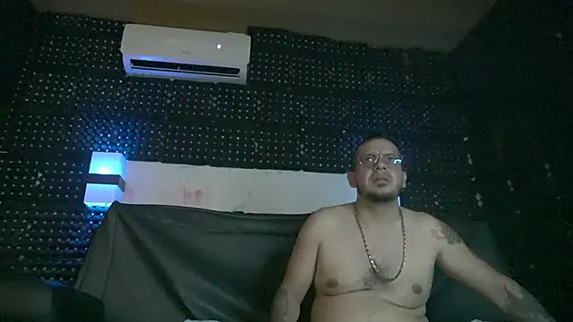 Snapshot of Dulce_yors chatting on 15, 12, 2024 Dulce yors online show from 15, 12, 2024