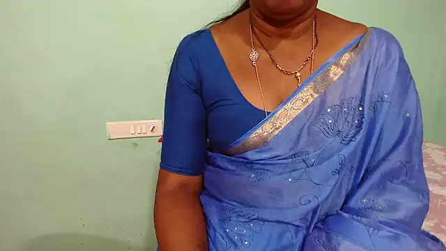 Snapshot of shrutitelugu69 chatting on 4, 3, 2026 shrutitelugu69 online show from 4, 3, 2026