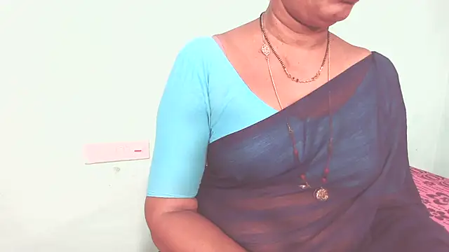 Snapshot of shrutitelugu69 chatting on 16, 4, 2026 shrutitelugu69 online show from 16, 4, 2026