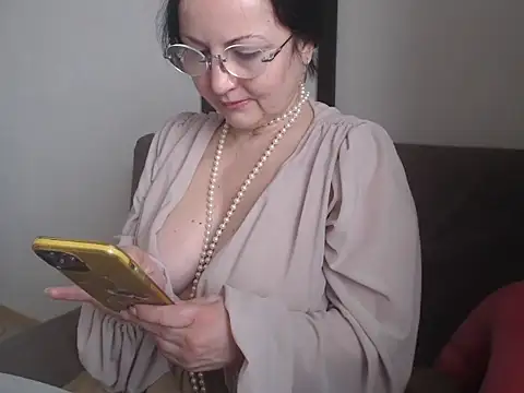 Snapshot of Alma44 chatting on 14, 1, 2026 Alma44 online show from 14, 1, 2026