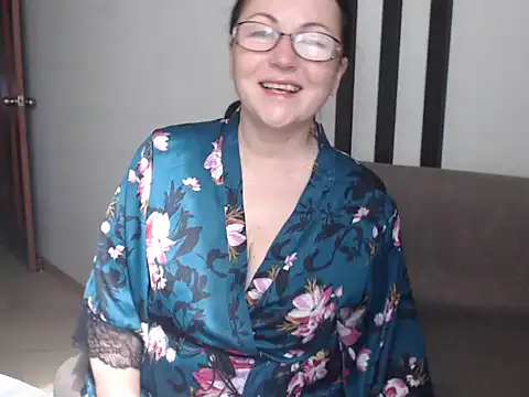 Snapshot of Alma44 chatting on 20, 5, 2026 Alma44 online show from 20, 5, 2026