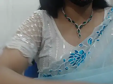 Snapshot of Lovely_Siri_23 chatting on 4, 12, 2025 Lovely Siri 23 online show from 4, 12, 2025