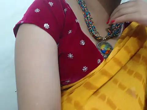 Lovely Siri 23 online show from 6, 6, 2026