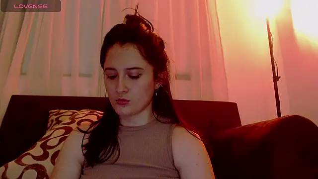 Snapshot of AlissonnFoxx chatting on 8, 2, 2025 AlissonnFoxx online show from 8, 2, 2025