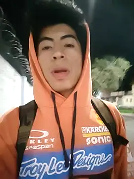 Alexander9827 online show from 8, 1, 2025