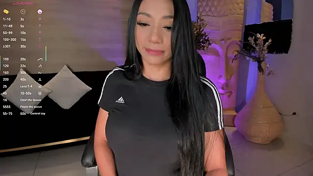 LizzHamilton   online show from 22, 9, 2025