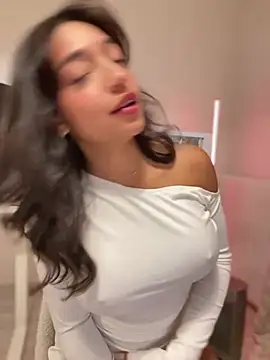 Bellafr online show from 1, 3, 2026