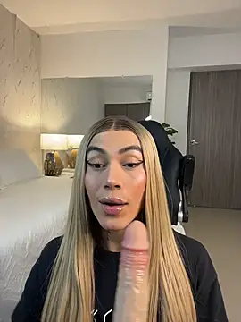 Snapshot of Miss_sagitario chatting on 22, 11, 2025 Miss sagitario online show from 22, 11, 2025