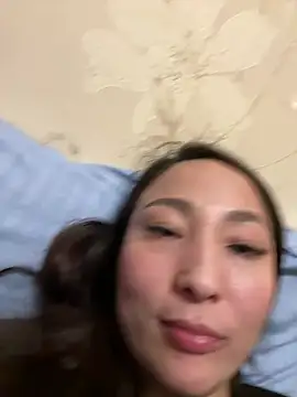 Snapshot of 1reisatumi_ chatting on 18, 12, 2024 1reisatumi online show from 18, 12, 2024