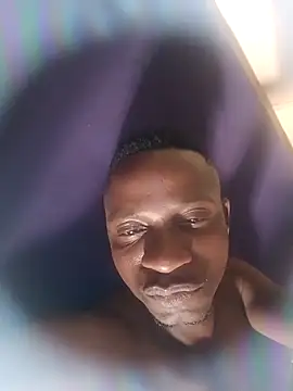 Snapshot of pesaonge chatting on 4, 10, 2025 pesaonge online show from 4, 10, 2025