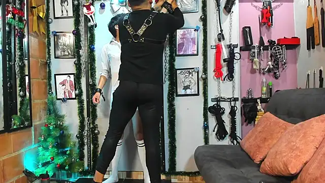 dom2travelersss online show from 30, 12, 2024