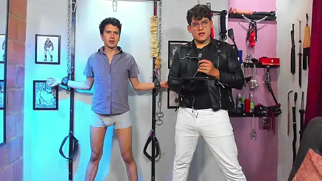 dom2travelersss online show from 9, 3, 2025