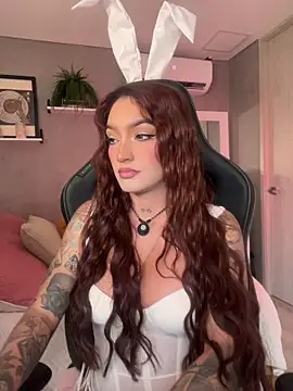 DaniDusan  online show from 4, 4, 2026