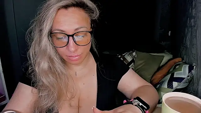 CumOnMy Tits online show from 12, 11, 2025