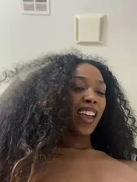 mismialove online show from 10, 3, 2025