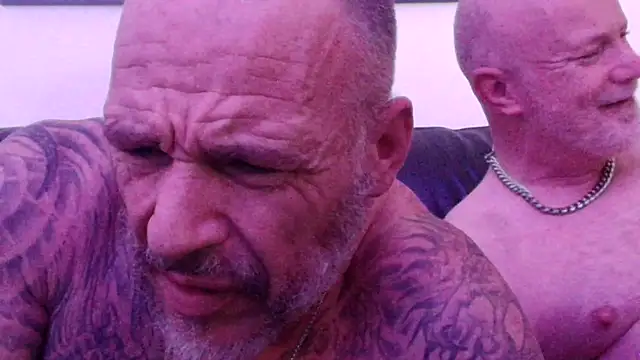 Snapshot of McPherson72 chatting on 13, 11, 2025 McPherson72 online show from 13, 11, 2025