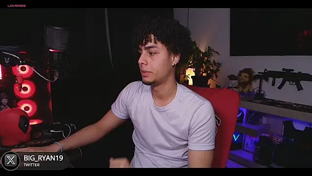 Snapshot of bigryann23 chatting on 31, 1, 2025 bigryann23 online show from 31, 1, 2025